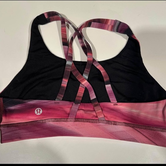 Lululemon Energy Bra - size 6 - Picture 2 of 4